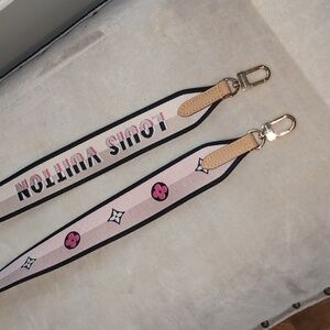 New Louis Vuitton crossbody strap